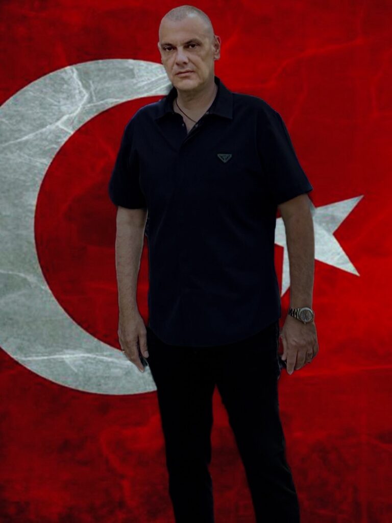 İbrahim Murat Gündüz “Az Ateş Çok Odunu Yakar”
