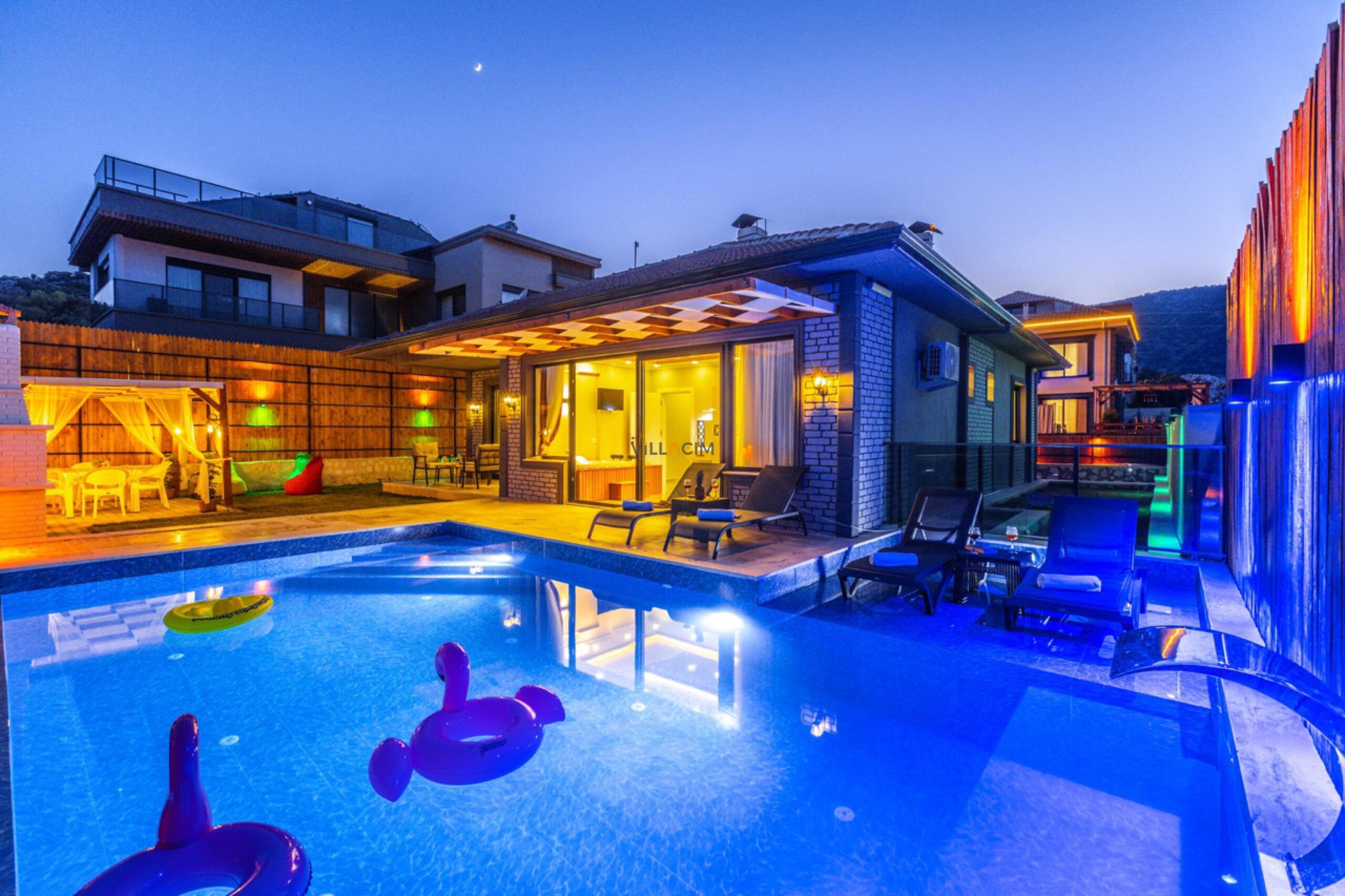 Antalya Kaş Bölgesinde Villa Kiralama Hizmetleri