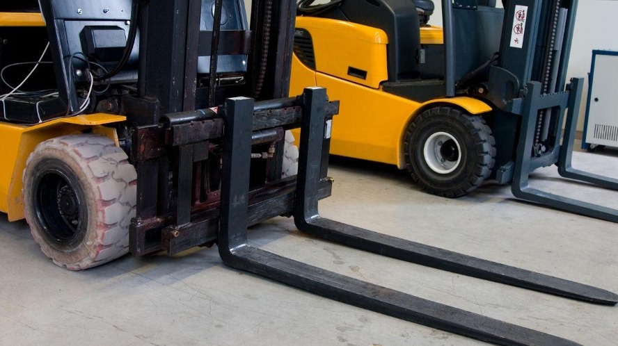 Kiralık Forklift Sektöründe Büyük Büyüme: Firmalar Neden Satın Almıyor?